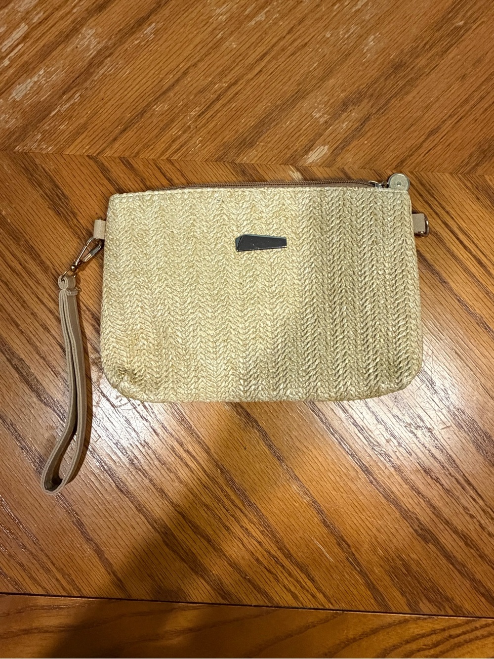Woven Straw Wristlet Clutch — Cream
